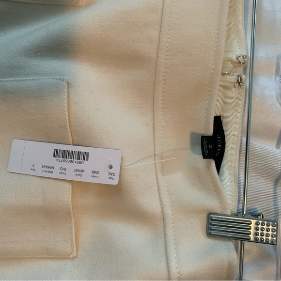 - SOLD - J. Crew Mini Skirt in Double Serge Wool Size 2 NWT - Picture 4 of 6